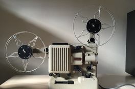 Proyector Eumig de film 8mm.