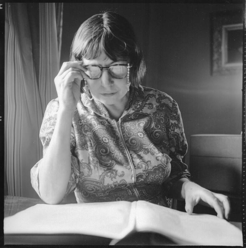 María Luisa Bombal, por Hans Ehrmann