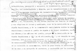 ["Defendiéndose, perseguido y aplaudido..."]