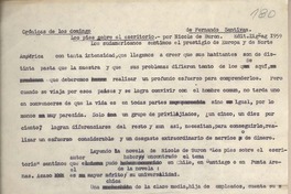 Los pies sobre el escritorio por Nicole de Burón