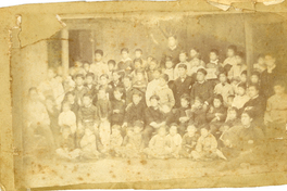[Retrato de Jerónimo Godoy junto a sus alumnos]  [fotografía] Francisco Álvarez y Cia.
