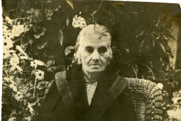 Retrato de Petronila Alcayaga de Godoy.  [fotografía]