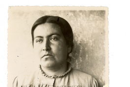 [Retrato de Gabriela Mistral en un retrato frontal en Coquimbito]  [fotografía]