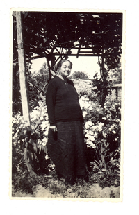 [Retrato de Emelina Molina]  [fotografía]