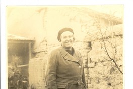 [Retrato de Gabriela Mistral en Montegrande]  [fotografía]