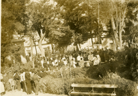 [Gabriela Mistral durante un homenaje en Paihuano]  [fotografía]