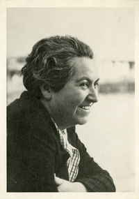 [Gabriela Mistral en Lima]  [fotografía]
