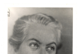 [Gabriela Mistral en Estocolmo]  [fotografía]