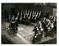 [Ceremonia de entrega del Premio Nobel de Literatura a Gabriela Mistral]  [fotografía]