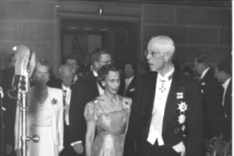 [Ceremonia de entrega del Premio Nobel de Literatura a Gabriela Mistral]  [fotografía]