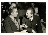 [Gabriela Mistral y William Haley]  [fotografía]