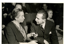 [Gabriela Mistral y William Haley]  [fotografía]