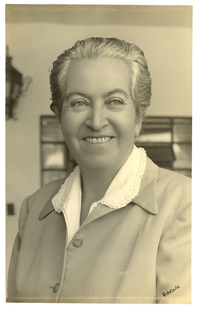 [Gabriela Mistral en Veracruz]  [fotografía]