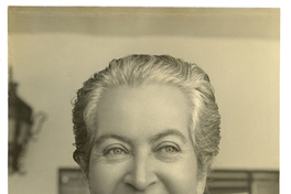 [Gabriela Mistral en Veracruz]  [fotografía]