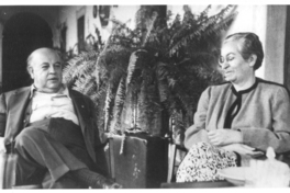 [Gabriela Mistral y Alfonso Reyes]  [fotografía]