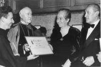 [Gabriela Mistral en Washington]  [fotografía]