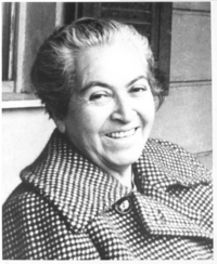 [Gabriela Mistral en Rapallo]  [fotografía]