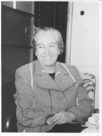 [Gabriela Mistral en Cuba]  [fotografía]