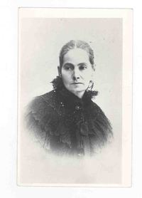 Retrato de Petronila Alcayaga  [fotografía].