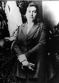 [Retrato de Gabriela, 1922]  [fotografía].