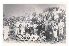 [La milpa y el maguey]  [fotografía].