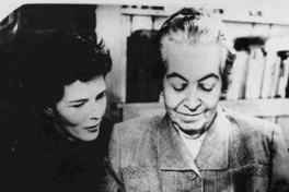 [Gabriela y Doris Dana]  [fotografía].