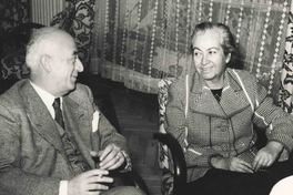 [Gabriela Mistral rumbo a Italia]  [fotografía].