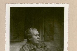 [Gabriela Mistral en Rapallo]  [fotografía].