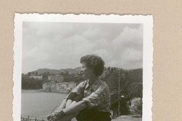 [Doris Dana en Rapallo]  [fotografía].