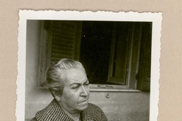 [Retrato de Gabriela Mistral]  [fotografía].