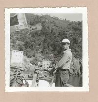 [Hombre en Italia]  [fotografía].