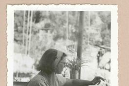 [Amiga de Doris Dana en Italia]  [fotografía].