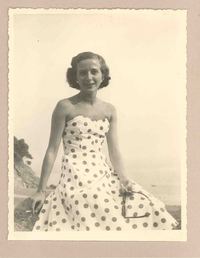 [Amiga de Doris Dana en Italia]  [fotografía].