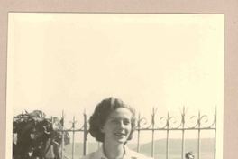 [Amiga de Doris Dana en Italia]  [fotografía].