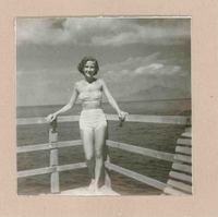 [Amiga de Doris Dana en Italia]  [fotografía].