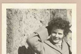 [Doris Dana en Pompeya]  [fotografía].