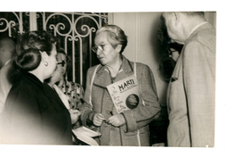 [Gabriela Mistral en Cuba]  [fotografía].