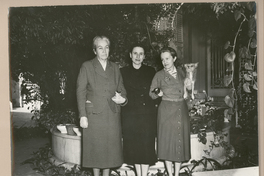 [Gabriela Mistral en Cuba]  [fotografía].