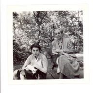 [Gabriela Mistral en Nueva York]  [fotografía].