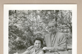 [Gabriela Mistral en Nueva York]  [fotografía].