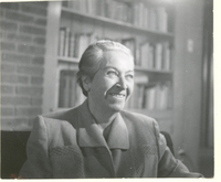 [Gabriela Mistral en Nueva York]  [fotografía].