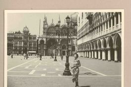 [Doris Dana en Venecia]  [fotografía].