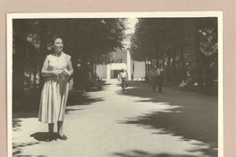 [Marina Nuñez del Prado en Italia]  [fotografía].