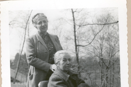 [Gabriela Mistral en Nueva York]  [fotografía].