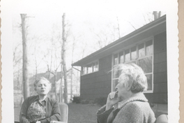 [Gabriela Mistral en Nueva York]  [fotografía].