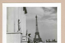 [Doris Dana en París]  [fotografía].