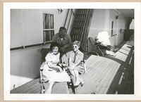 [Doris Dana y Gilda Péndola]  [fotografía].