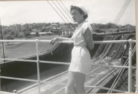 [Gilda Péndola a bordo del Santa Isabel]  [fotografía].