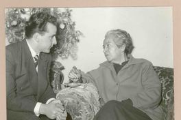 [Gabriela Mistral en Italia]  [fotografía].