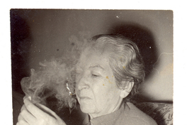 [Gabriela Mistral en Chile]  [fotografía].